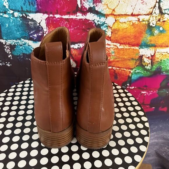 J.Crew Chelsea Boots Style BJ 254 Women's Size 8 Block Heel Brown - Picture 4 of 8